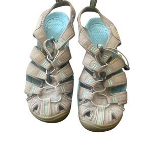 Keen Womens Blue Gray Clearwater CNX Waterproof Closed Toe Sandals Size 8